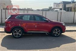 MG HS